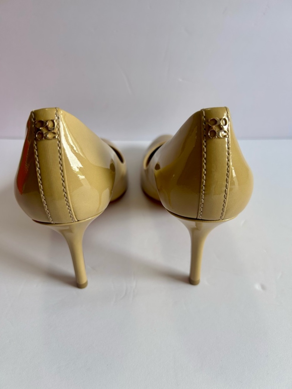 COACH Pumps in Cappuccino Color - Picture 5 of 6
